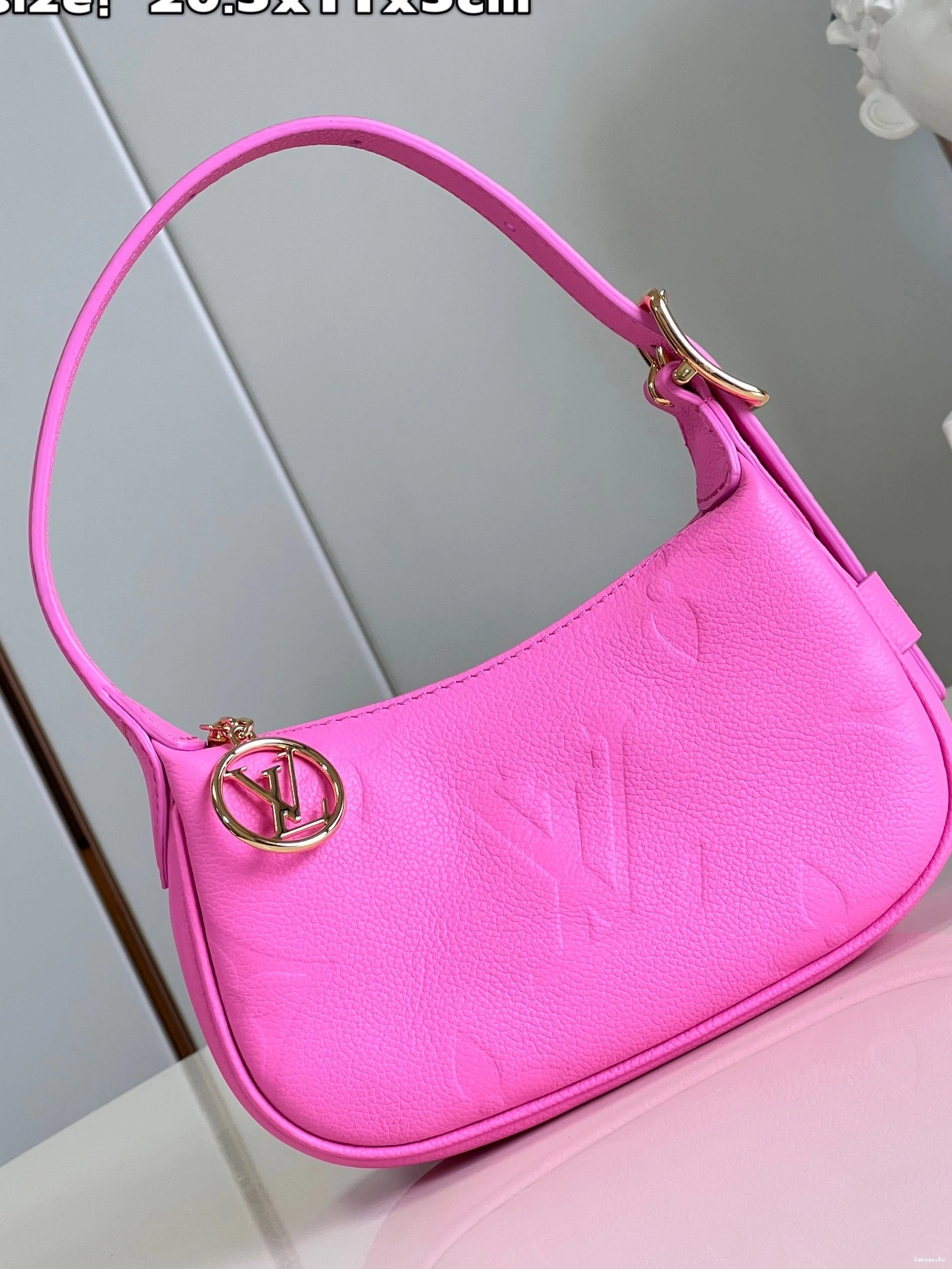 Mini LOUIS VUITTON Moon 0212